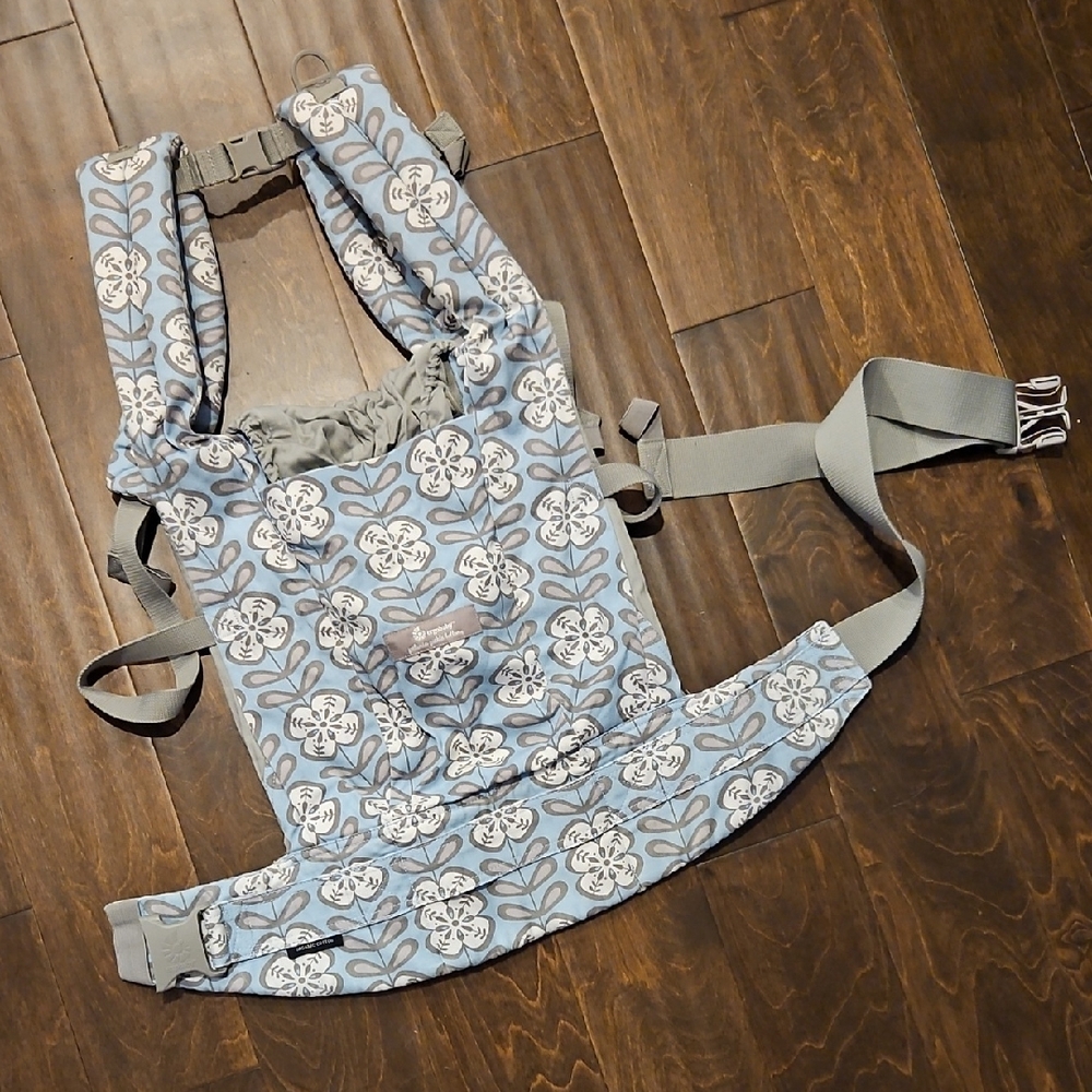 Petunia Picklebottom Peaceful Portofino